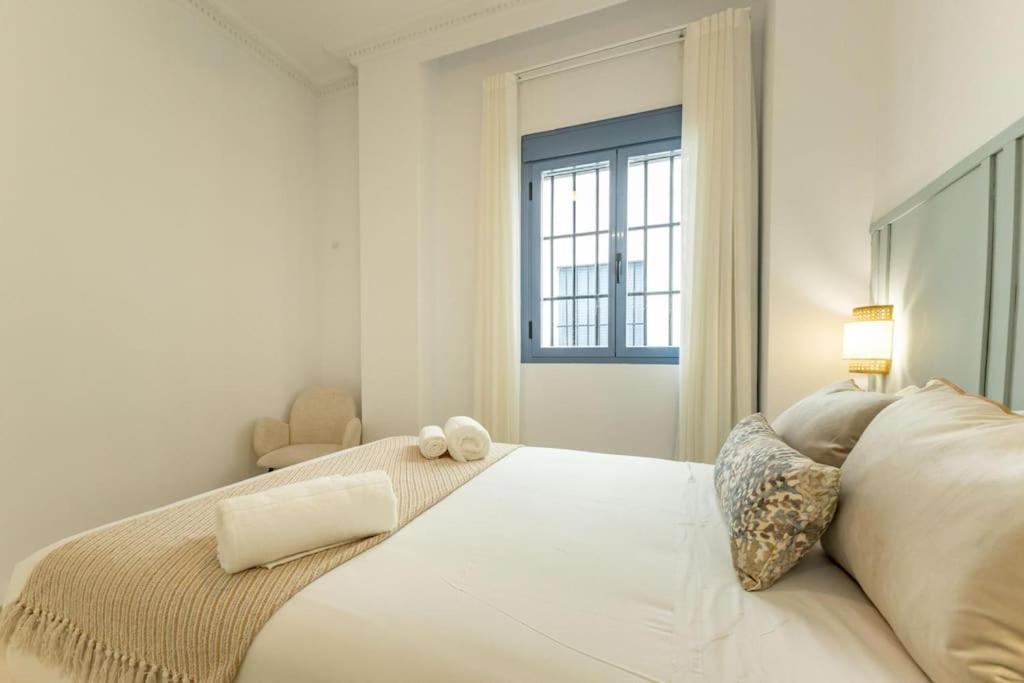 Imperial Central Suite By Valcambre Seville Exterior photo