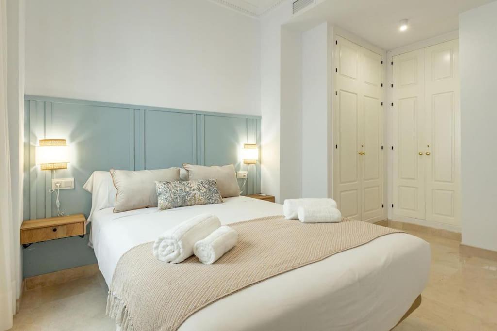 Imperial Central Suite By Valcambre Seville Exterior photo
