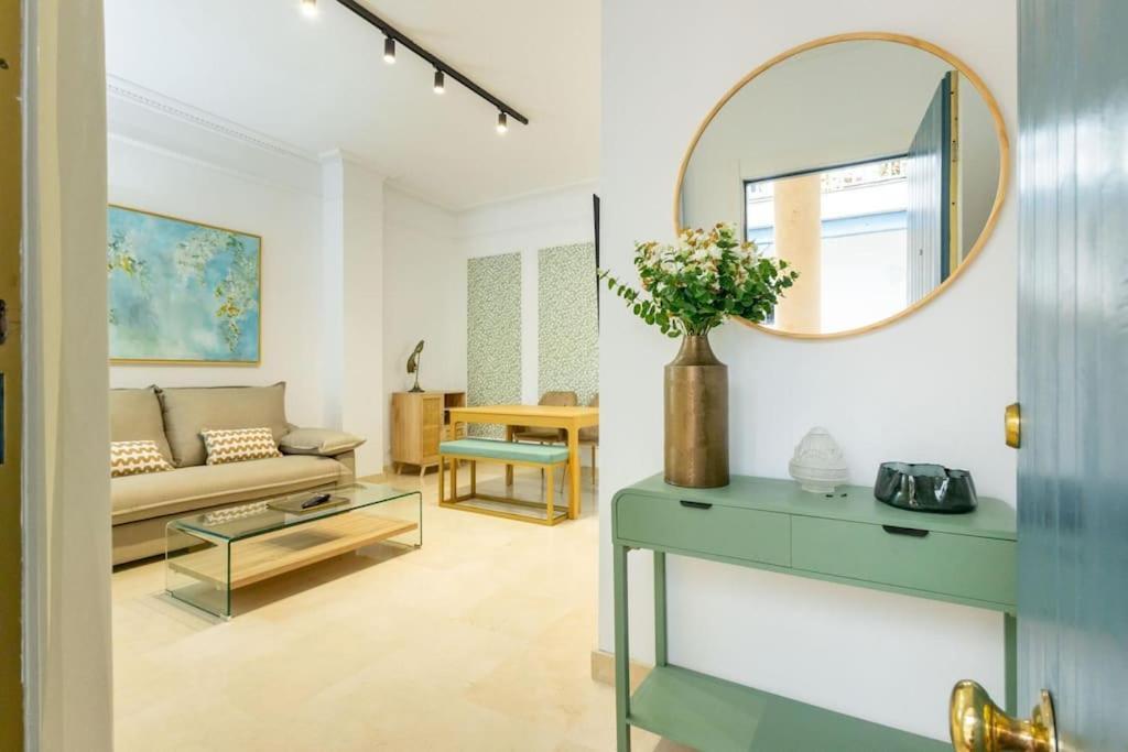Imperial Central Suite By Valcambre Seville Exterior photo